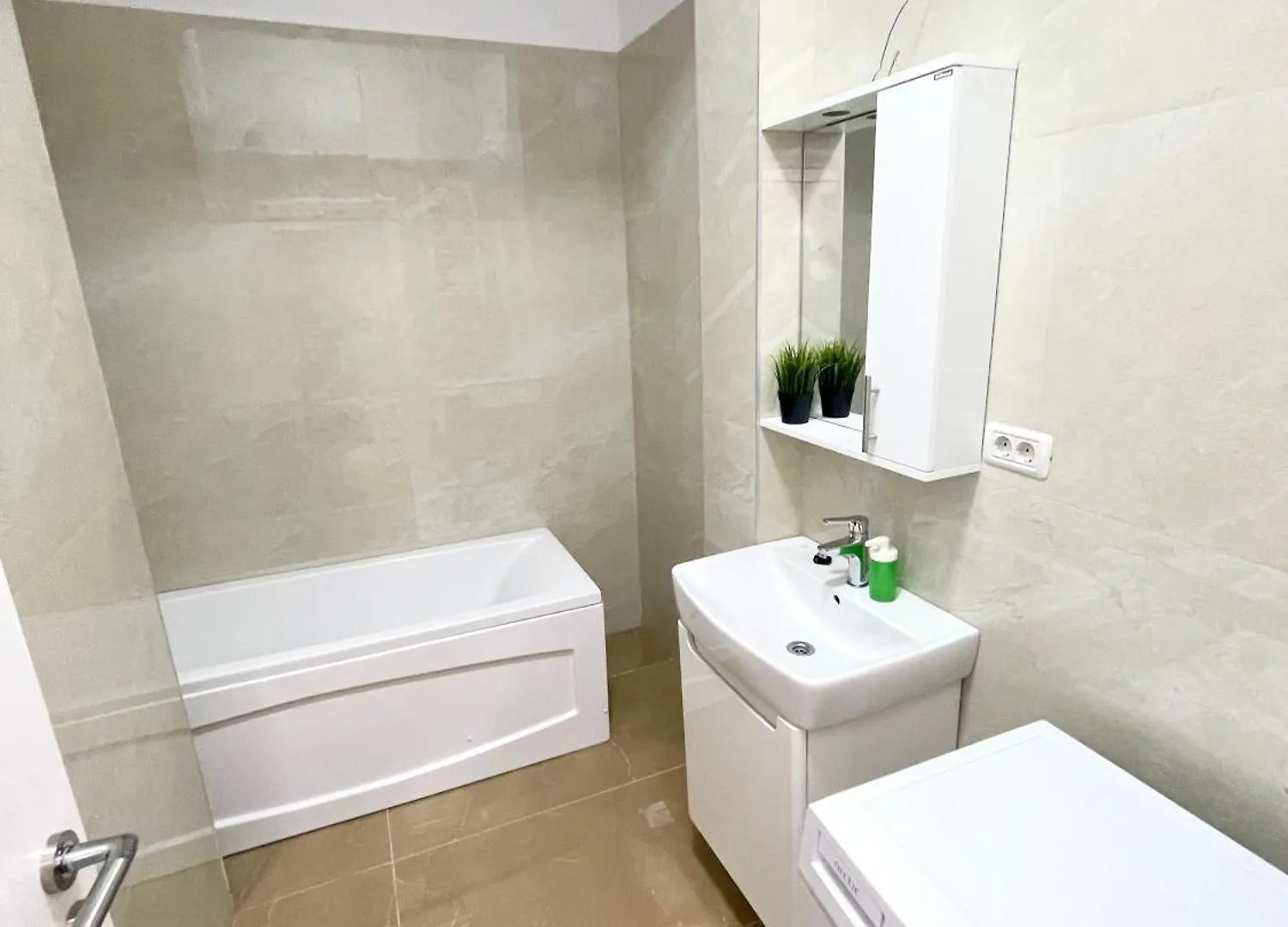 Central Adress Cd23 Bucareste Apartamento